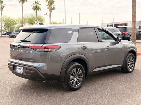 Used 2025 Nissan Pathfinder S AWD/4WD image 6