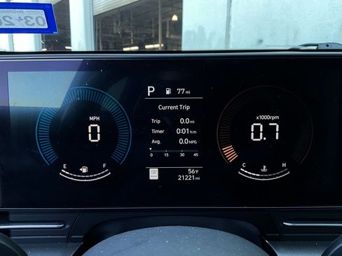 Used 2025 Hyundai Kona SEL image 39