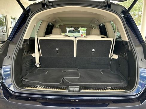 Used 2022 Mercedes-Benz GLS 450 4MATIC image 37