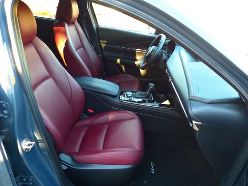 Used 2025 MAZDA CX-30 AWD 2.5 S w/ Preferred Package image 44