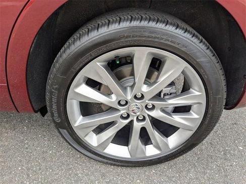 Used 2023 Buick Envision Avenir image 12