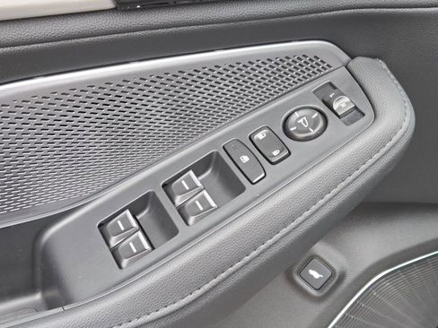 New 2026 Acura MDX SH-AWD image 31