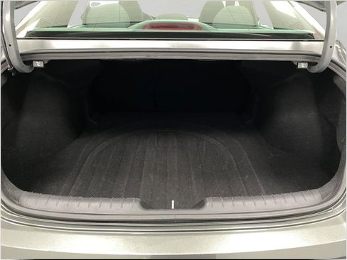 Certified 2025 Hyundai Elantra SEL FWD image 5