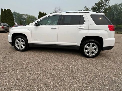 Used 2017 GMC Terrain SLT w/ Open Road Package AWD/4WD image 2