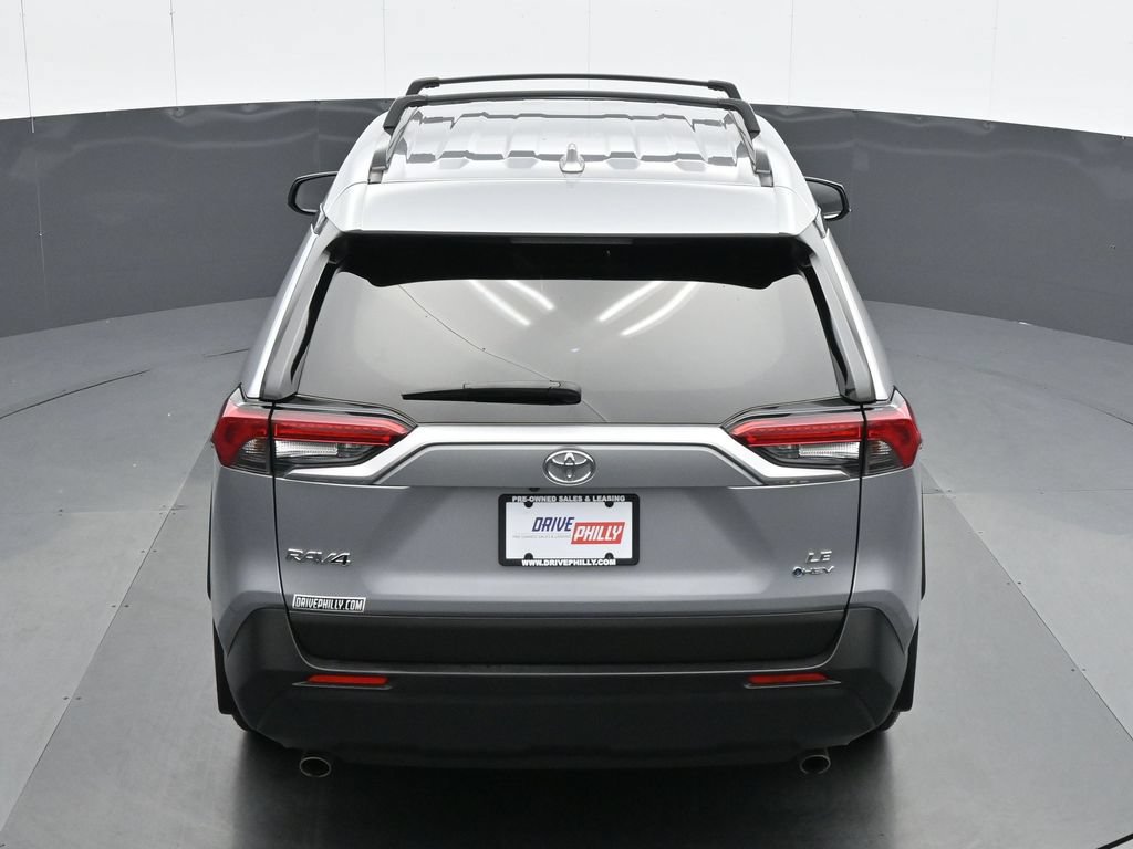 Used 2025 Toyota RAV4 LE AWD/4WD image 20