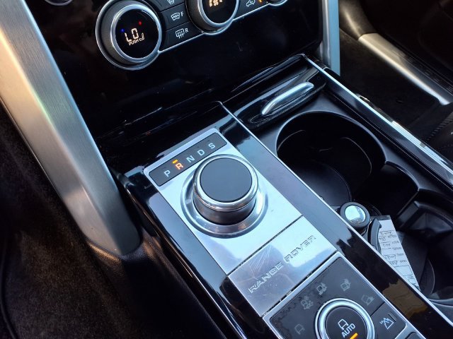 Used 2016 Land Rover Range Rover HSE AWD/4WD image 32