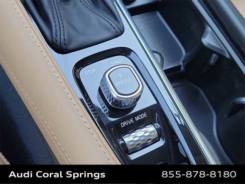 Used 2016 Volvo XC90 T6 Inscription w/ Vision Package image 27