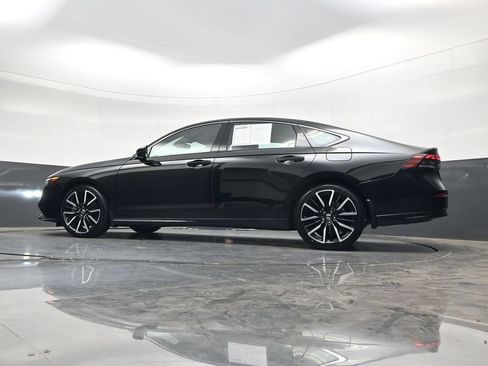 Used 2025 Honda Accord Touring image 44