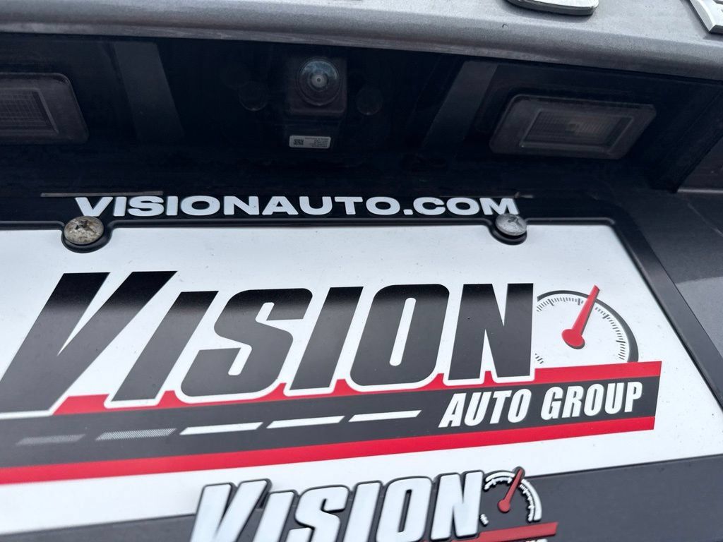 Used 2021 Nissan Rogue Platinum AWD/4WD image 16