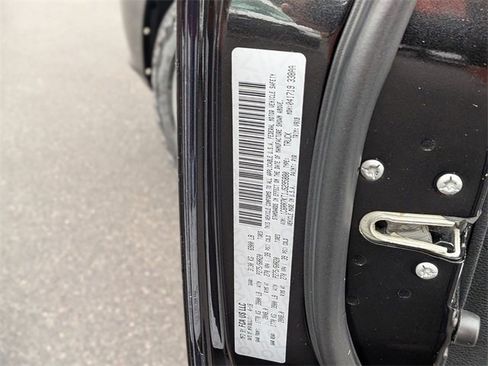 Used 2018 RAM 1500 Express w/ Express Value Package image 39