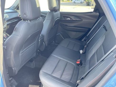 Used 2023 Chevrolet TrailBlazer RS w/ Sun and Liftgate Package AWD/4WD image 13