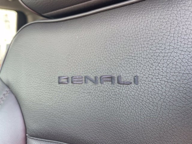 Used 2023 GMC Sierra 1500 Denali AWD/4WD image 12