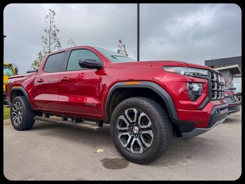 Used 2023 GMC Canyon AT4 image 1