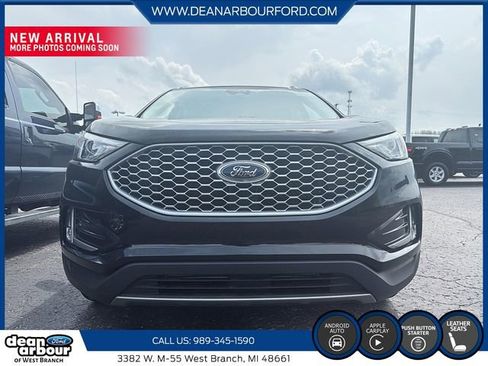 Used 2024 Ford Edge SEL w/ Convenience Package AWD/4WD image 4
