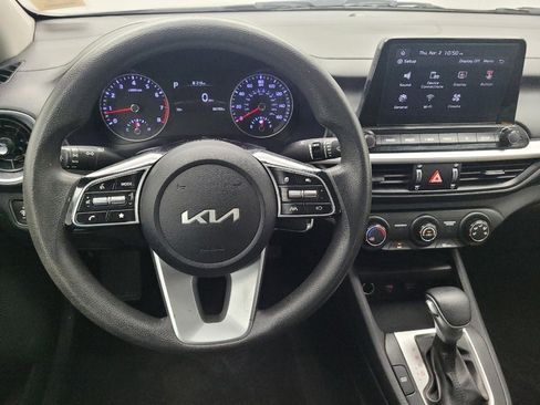 Used 2022 Kia Forte LXS image 22