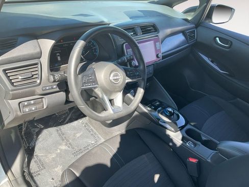 Used 2023 Nissan Leaf SV Plus image 17