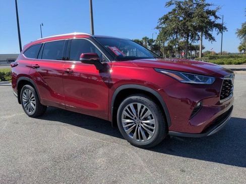 Used 2022 Toyota Highlander Platinum AWD/4WD image 31