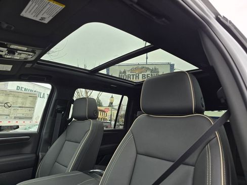 New 2026 Chevrolet Suburban Premier w/ Sun And Tow Package image 25