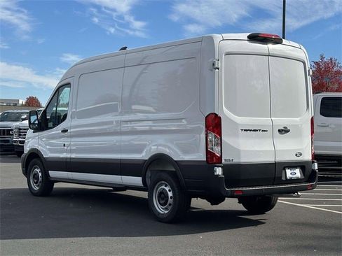 New 2026 Ford Transit 250 148 Medium Roof image 4