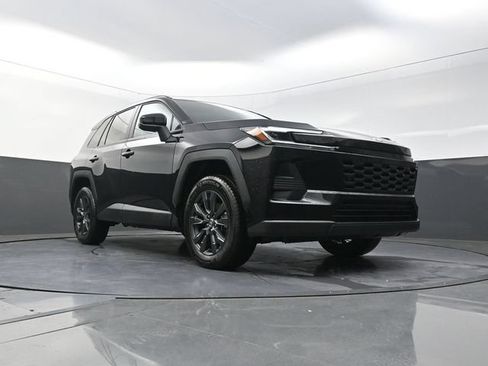 Used 2026 Toyota RAV4 XLE Premium FWD image 31