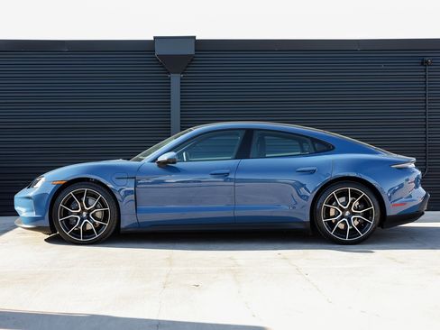 Certified 2025 Porsche Taycan image 2