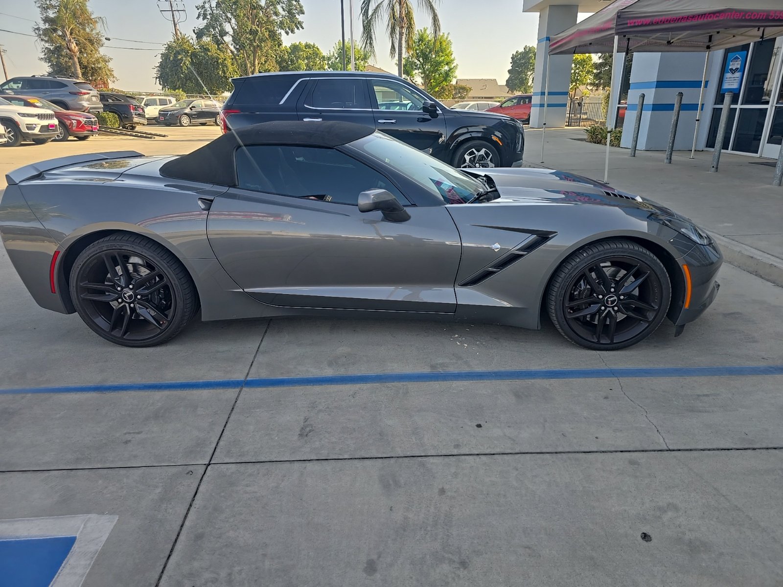 Used 2015 Chevrolet Corvette Stingray Convertible w/ 2LT Preferred Equipment Group RWD image 4
