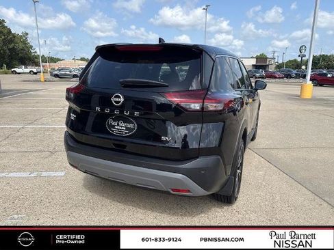 Certified 2023 Nissan Rogue SV FWD image 11