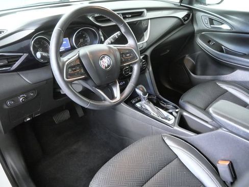 Used 2022 Buick Encore GX Essence w/ Experience Buick Package AWD/4WD image 3