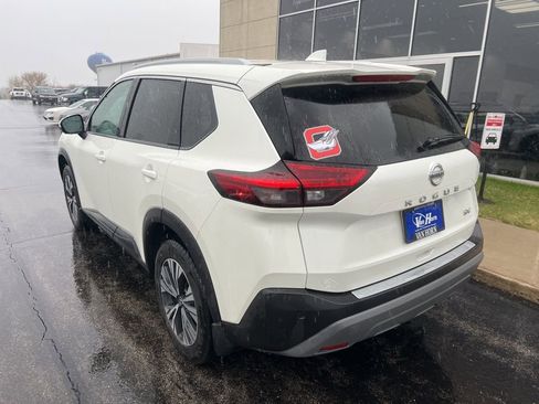 Used 2021 Nissan Rogue SV w/ Premium Package FWD image 14