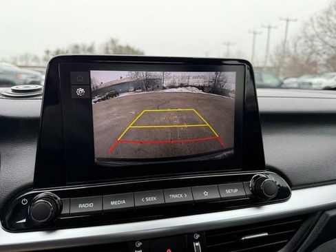 Used 2023 Kia Forte LXS FWD image 7