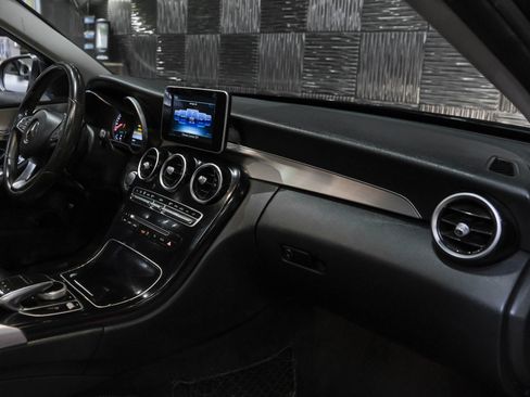 Used 2015 Mercedes-Benz C 300 Sedan image 13
