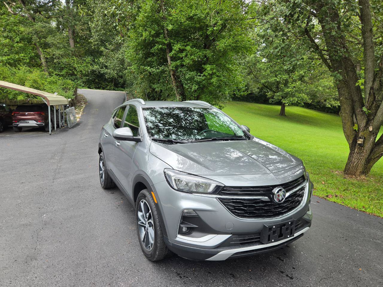 Used 2023 Buick Encore GX Select AWD/4WD image 2