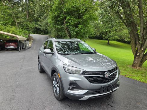 Used 2023 Buick Encore GX Select AWD/4WD image 2