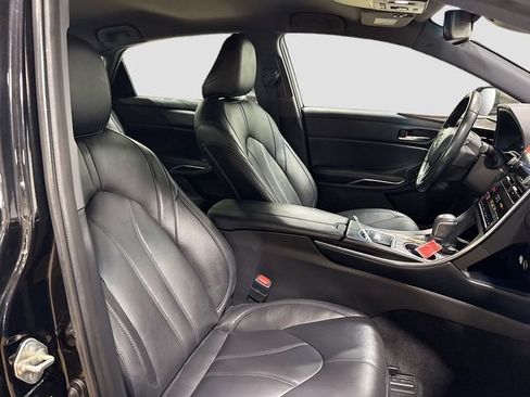Used 2019 Toyota Avalon XLE FWD image 22