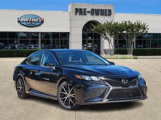 Used 2024 Toyota Camry SE video 1