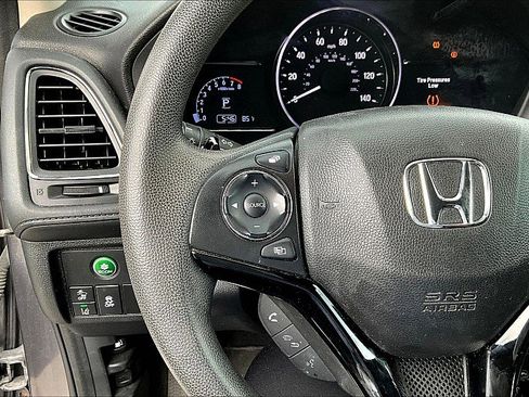 Used 2021 Honda HR-V EX image 18