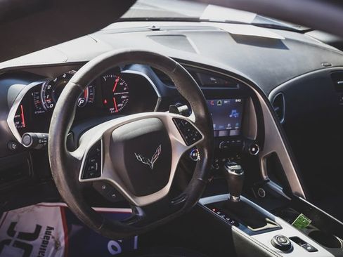 Used 2017 Chevrolet Corvette Stingray Coupe w/ Battery Protection Package image 2