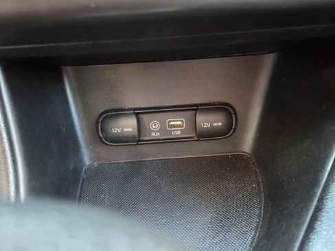 Used 2018 Kia Sportage LX image 16