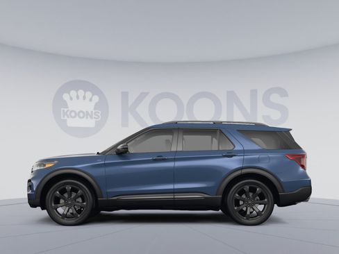 Used 2023 Ford Explorer ST w/ Equipment Group 401A AWD/4WD image 2