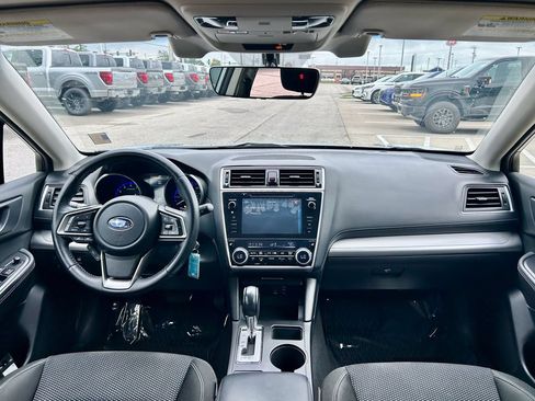 Used 2018 Subaru Outback 2.5i Premium AWD/4WD image 27