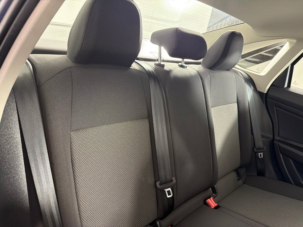 Used 2020 Volkswagen Jetta FWD image 21
