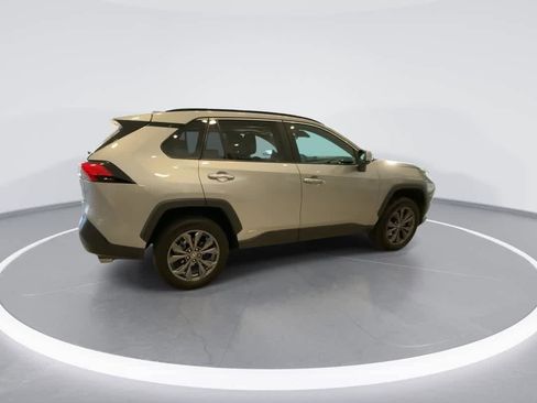 Used 2024 Toyota RAV4 Limited image 8