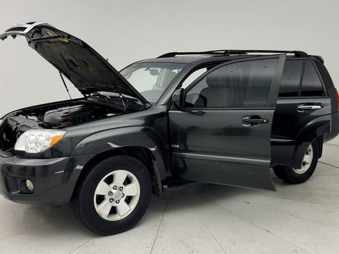 Used 2008 Toyota 4Runner SR5 RWD image 11