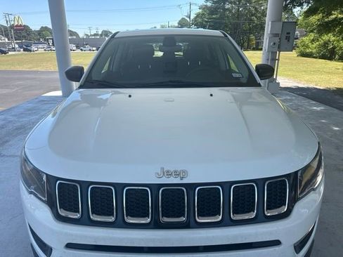 Used 2019 Jeep Compass Sport AWD/4WD image 8