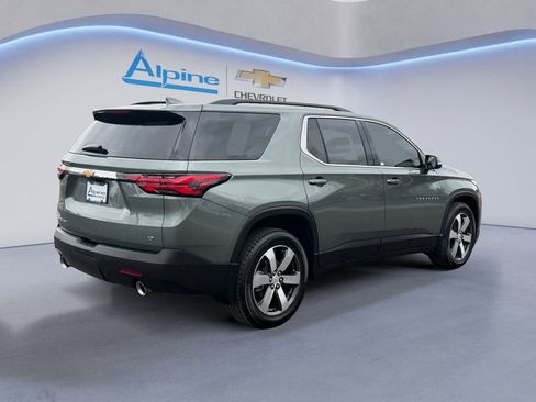 Used 2023 Chevrolet Traverse LT w/ LT Premium Package AWD/4WD image 5