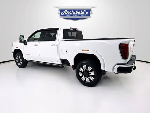Used 2024 GMC Sierra 3500 Denali w/ Denali Reserve Package image 5