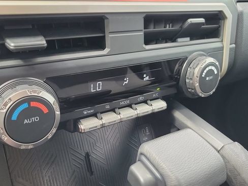 Certified 2025 Toyota Tacoma TRD Sport RWD image 19