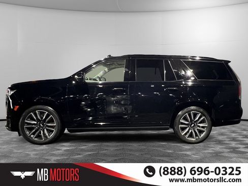 Used 2022 Cadillac Escalade Sport Platinum image 8
