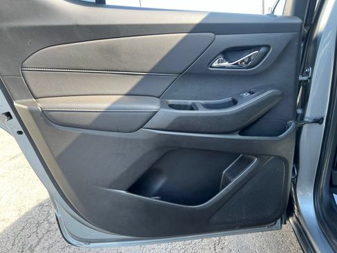 Used 2023 Chevrolet Traverse LT w/ LPO, Floor Liner Package AWD/4WD image 42