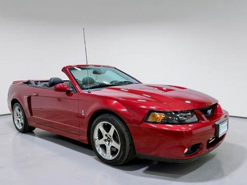 Used 2004 Ford Mustang Cobra RWD image 15